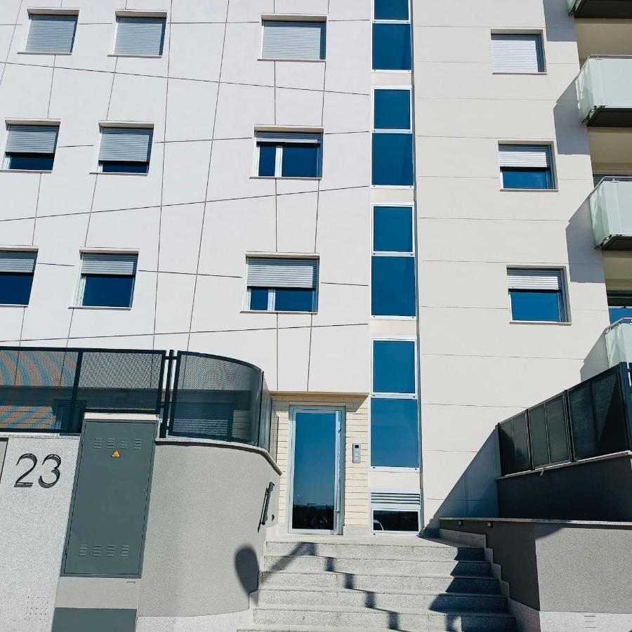 Precioso Piso Monzon Terraza, Parking,Piscina,Zona De Juegos Monzón Zewnętrze zdjęcie
