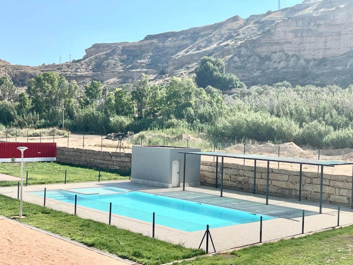 Precioso Piso Monzon Terraza, Parking,Piscina,Zona De Juegos Monzón Zewnętrze zdjęcie
